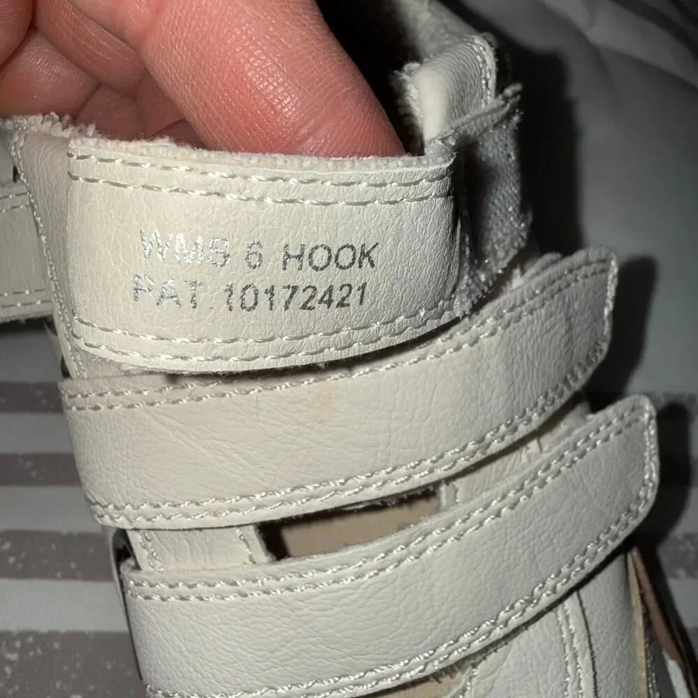 Source-unknown Women's Cream and Tan Trainers